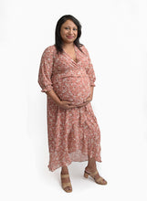 Load image into Gallery viewer, Forever dress // Peach ruffle