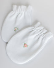 Load image into Gallery viewer, Newborn Mitten // white