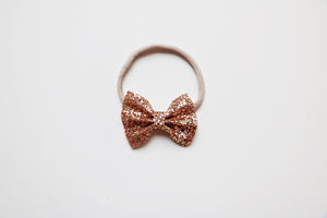 Small glitter bow // gold