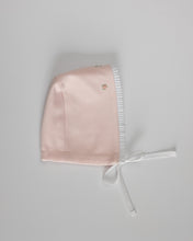 Load image into Gallery viewer, Newborn Bonnet // Pink pleats