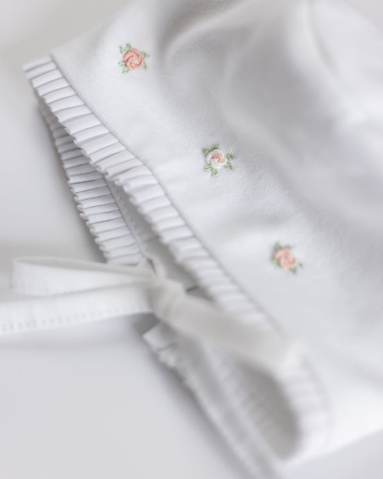 Newborn Bonnet // White pleats