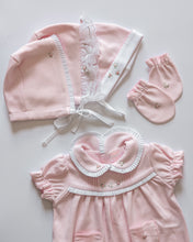Load image into Gallery viewer, Newborn bodysuit // Lora