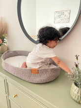 Load image into Gallery viewer, Baby changing basket // grey