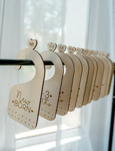 Load image into Gallery viewer, Baby wooden closet dividers