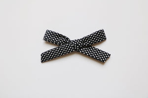Petite bow // black & white polka