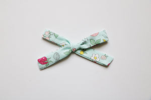 Petite bow // call it spring